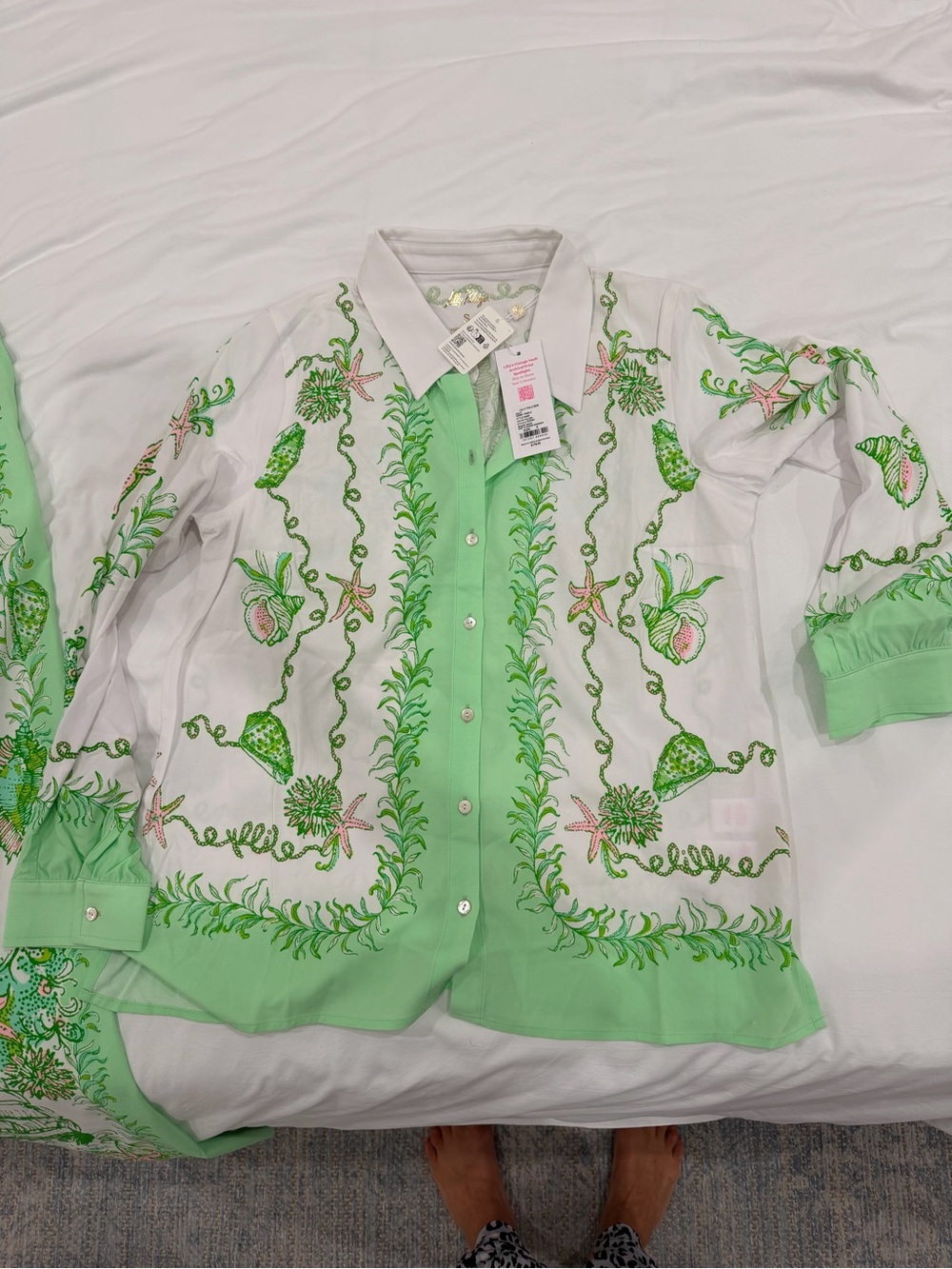 Lilly Pulitzer White Two-Piece Set with Green Print - Picture 2 of 5